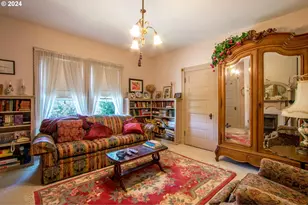 608 W 6th St, The Dalles, OR 97058 - Photo 21