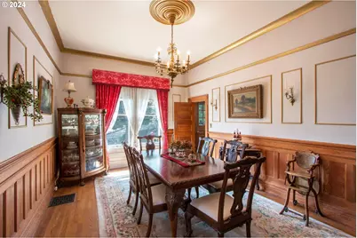 608 W 6th St, The Dalles, OR 97058 - Photo 37