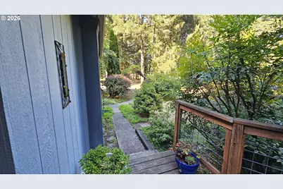 23782 Territorial Hwy, Monroe, OR 97456 - Photo 19
