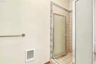 35956 Highway 58, Pleasant Hill, OR 97455 - Photo 21