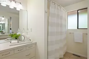 3665 Thames St, Eugene, OR 97405 - Photo 21