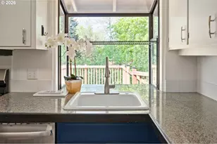 3665 Thames St, Eugene, OR 97405 - Photo 13