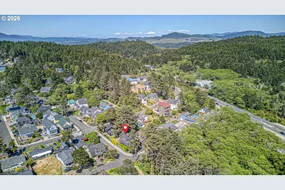 2830 SW Coast Ave, Lincoln City, OR 97367 - Photo 31