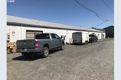1300 6th St, Umatilla, OR 97882 - Photo 9