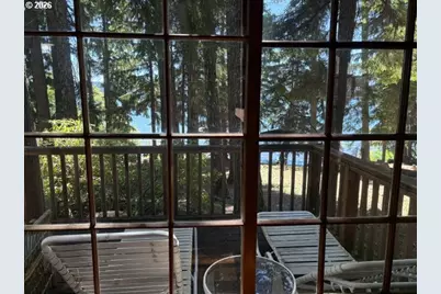 22862 Highway 58, Crescent Lake, OR 97733 - Photo 17