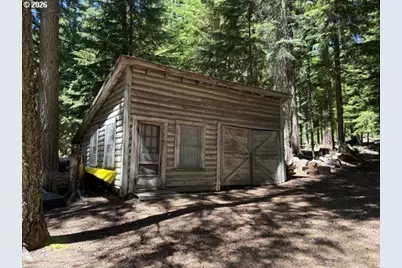 22862 Highway 58, Crescent Lake, OR 97733 - Photo 27