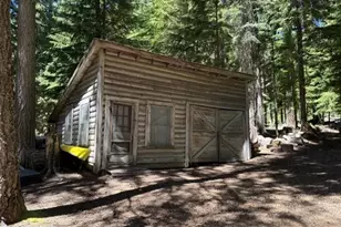 22862 Hwy 58, Crescent Lake, OR 97733 - Photo 27
