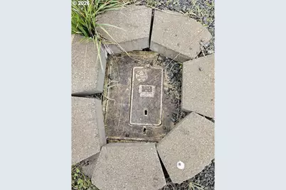 3598 Hooker Rd, Roseburg, OR 97470 - Photo 13