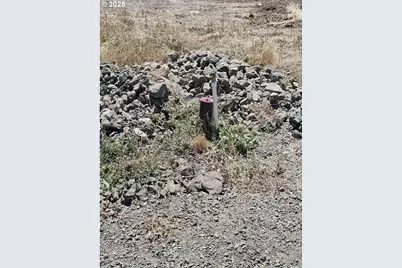 3598 Hooker Rd, Roseburg, OR 97470 - Photo 11