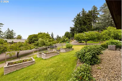 6809 SE Ash St, Portland, OR 97215 - Photo 9