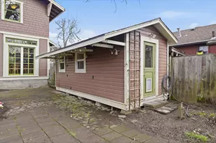 835 Ash Ave, Cottage Grove, OR 97424 - Photo 39