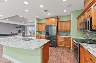 1518 NE Vista Fe Ct, Roseburg, OR 97470 - Photo 17