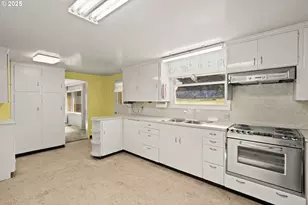 28155 Andy Riggs Rd, Grand Ronde, OR 97347 - Photo 9