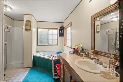 40450 S McCully Mountain Rd, Lyons, OR 97358 - Photo 7