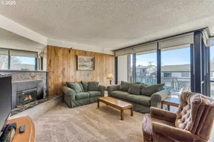 475 S Prom, Seaside, OR 97138 - Photo 3