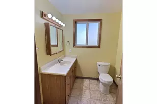4713 N Commercial Ave, Portland, OR 97217 - Photo 5
