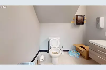 516 S 1st Ave, Hillsboro, OR 97123 - Photo 15