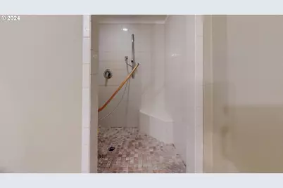 516 S 1st Ave, Hillsboro, OR 97123 - Photo 19