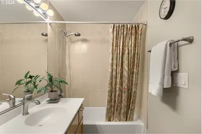 1211 NE 64th Ln #702, Hillsboro, OR 97124 - Photo 19