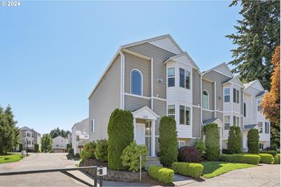 5700 NE 82nd Ave #G36, Vancouver, WA 98662 - Photo 1