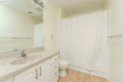 17760 NW Rolling Hill Ln, Beaverton, OR 97006 - Photo 21