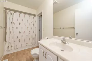 17760 NW Rolling Hill Ln, Beaverton, OR 97006 - Photo 7