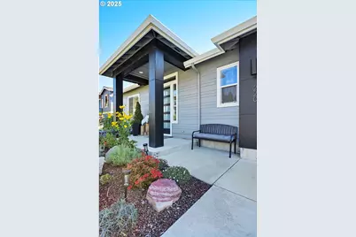 220 NE Lower Basso Cir, Stevenson, WA 98648 - Photo 3