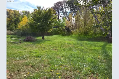 634 E Main St, Sheridan, OR 97378 - Photo 23