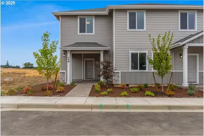 346 SE Kitzmiller Dr, Dallas, OR 97338 - Photo 1