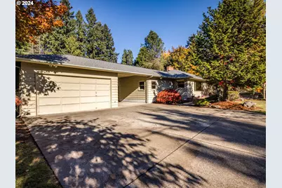 3893 Cedaroak Dr, West Linn, OR 97068 - Photo 43