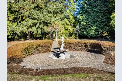 3893 Cedaroak Dr, West Linn, OR 97068 - Photo 37