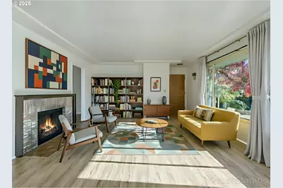 3893 Cedaroak Dr, West Linn, OR 97068 - Photo 3