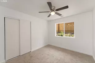 1237 SE Washington Ave, Roseburg, OR 97470 - Photo 11