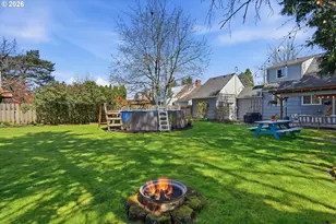 221 SE 109th Ave, Portland, OR 97216 - Photo 35