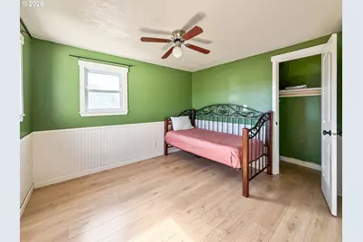 680 S 5th St, Harrisburg, OR 97446 - Photo 21