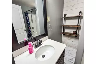 680 S 5th St, Harrisburg, OR 97446 - Photo 13