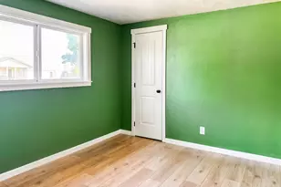 680 S 5th St, Harrisburg, OR 97446 - Photo 19