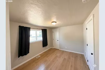 680 S 5th St, Harrisburg, OR 97446 - Photo 15