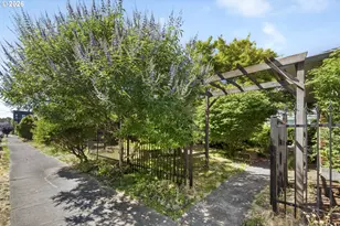 531 NE Church St, Portland, OR 97211 - Photo 27