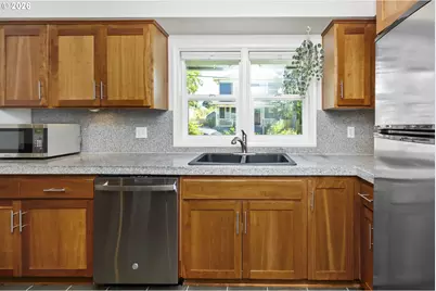 531 NE Church St, Portland, OR 97211 - Photo 17