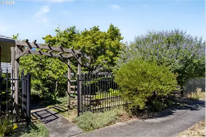 531 NE Church St, Portland, OR 97211 - Photo 29