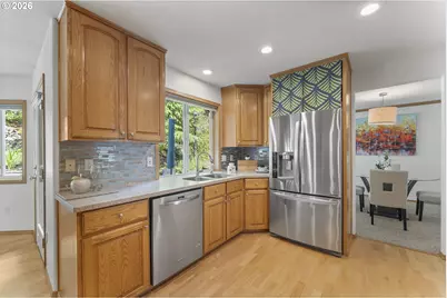 8453 SW 181st Ave, Beaverton, OR 97007 - Photo 11