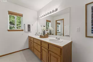 8453 SW 181st Ave, Beaverton, OR 97007 - Photo 29