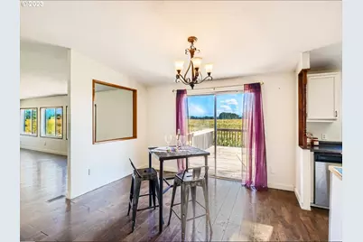 22704 NW Reeder Rd, Portland, OR 97231 - Photo 11