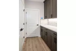 2158 S River Rd, Kelso, WA 98626 - Photo 11