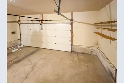 1886 Woodstock Cir, Salem, OR 97304 - Photo 17