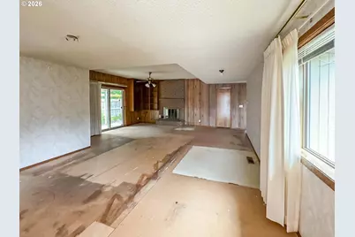 1886 Woodstock Cir, Salem, OR 97304 - Photo 3