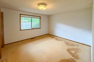 1886 Woodstock Circle, Salem, OR 97304 - Photo 13