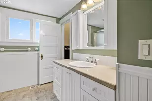 325 E Arlington St, Gladstone, OR 97027 - Photo 19