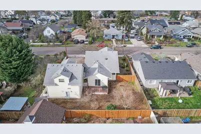 325 E Arlington St, Gladstone, OR 97027 - Photo 43